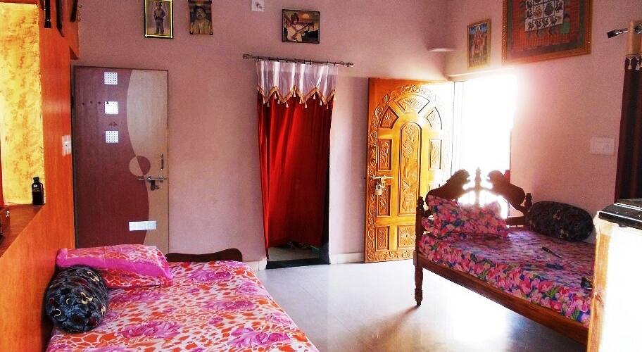 Dhanbaiben Vikma Homestay, Junagadh 5